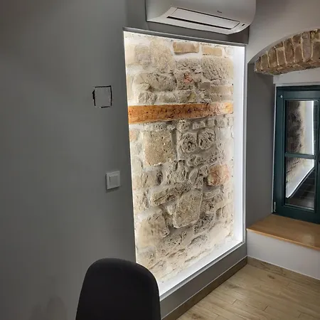 Barbara - Bojana Šibenik