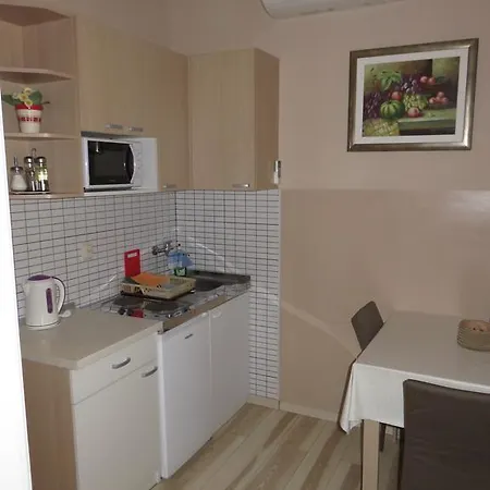 Barbara - Bojana Šibenik