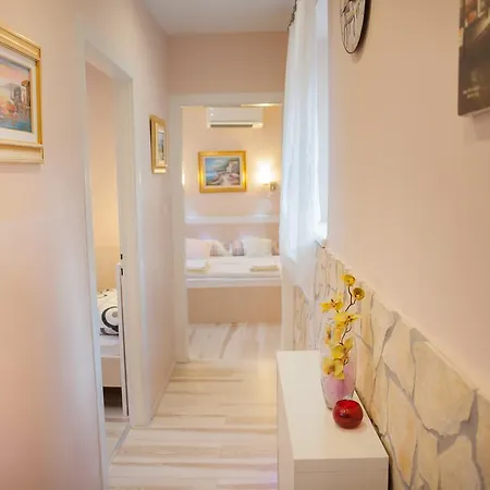 Barbara - Bojana Šibenik